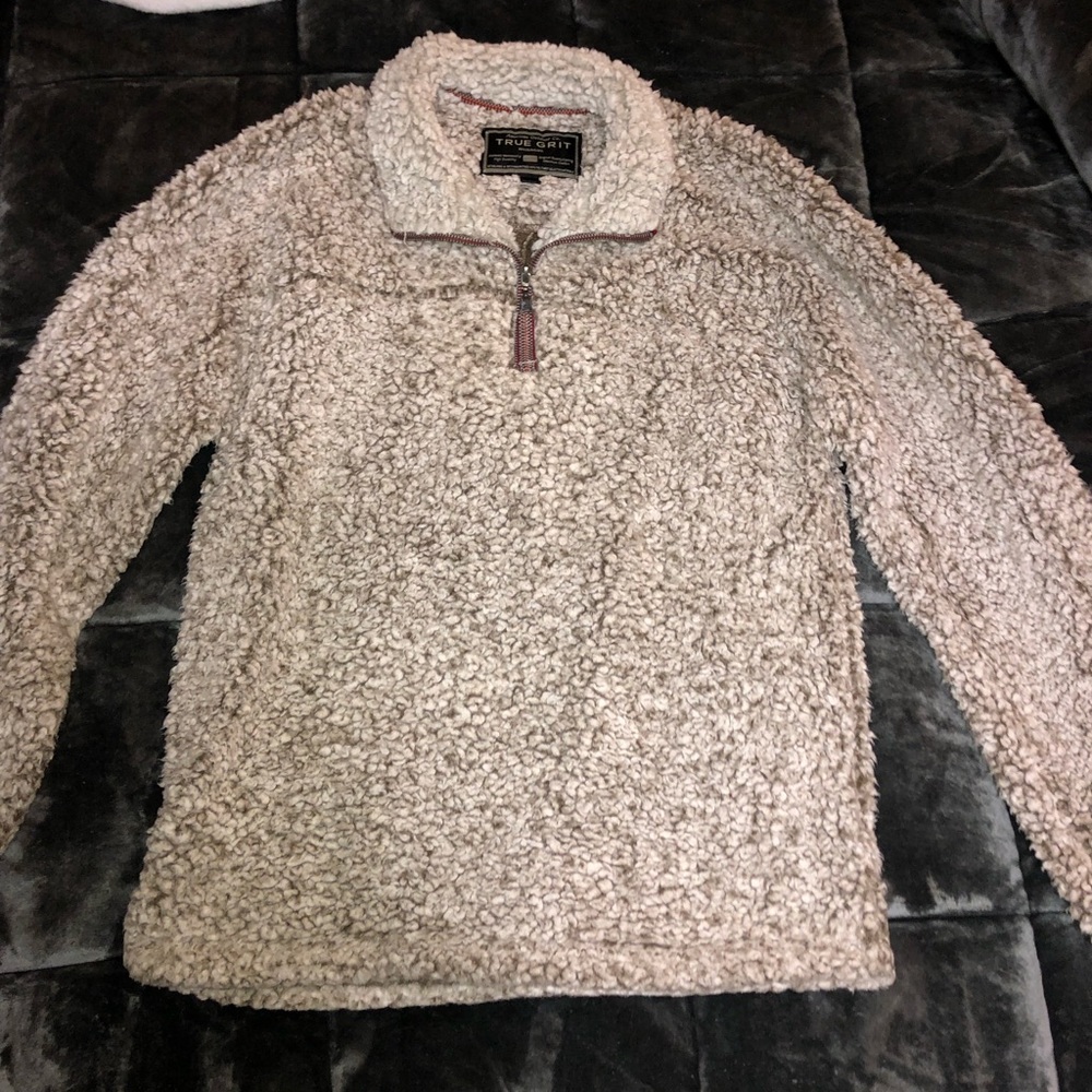 Frosty Tipped True Grit Pullover